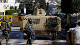 İsrail, BM Binalarını Yok Ediyor