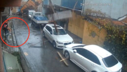 İstanbul'da Fırtına Felaketi: U&ccedil;an &Ccedil;atılardan Ka&ccedil;ış