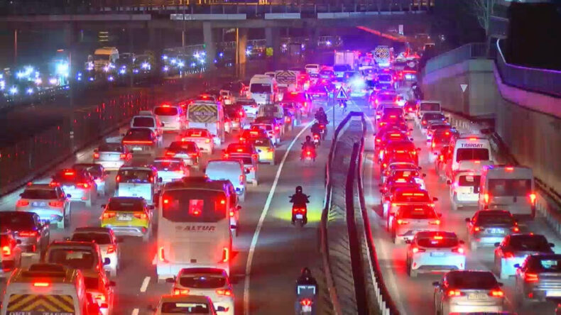 İstanbul'da Trafik Krizi