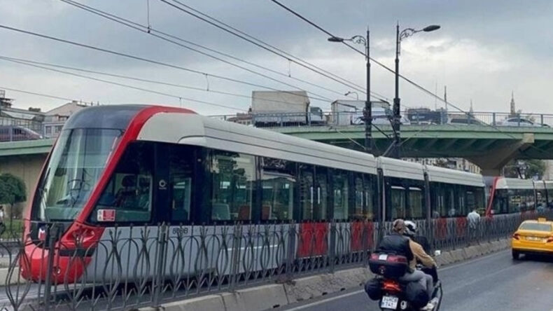 İstanbul'da Tramvay Hattında Teknik Aksaklık