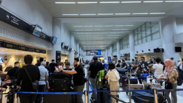 İtalyan Vatandaşlarına Uyarı: İran'ı Terk Edin