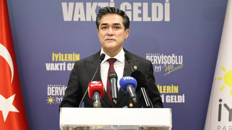 İYİ Parti'de Yeni G&ouml;rev Dağılımı Belirlendi