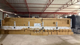 İzmir'de 7,5 Milyon Liralık Ka&ccedil;ak &Uuml;r&uuml;n Ele Ge&ccedil;irildi