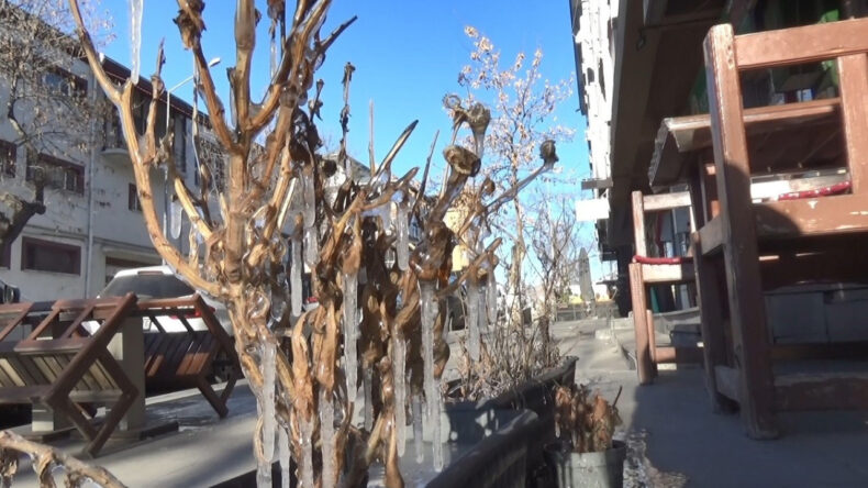 Kars'ta Termometreler Buz Tuttu