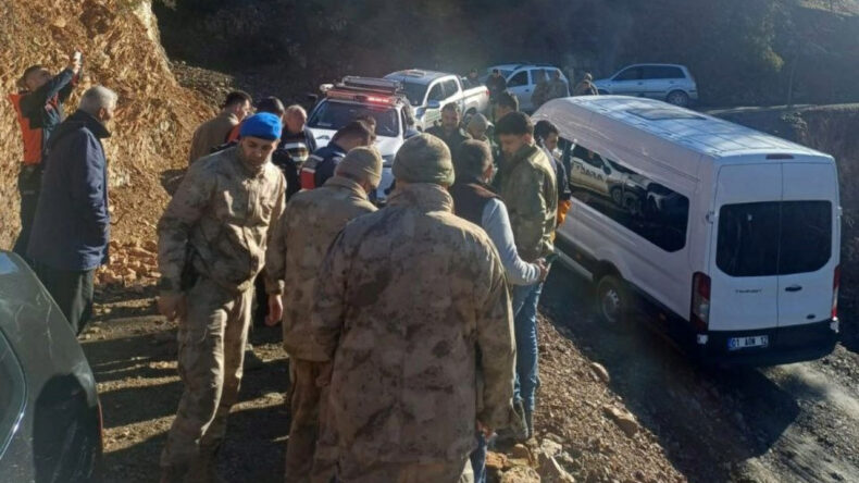 Kaybolan kız geceyi mağarada ge&ccedil;irmiş