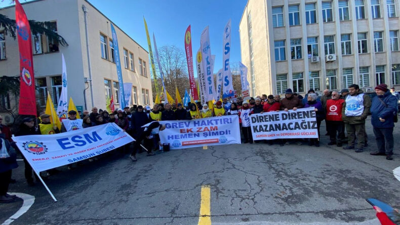 KESK &Uuml;yeleri İş Bıraktı