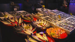 Kilosu 100 TL'yi Bulacak: Tezgahlarda Balık Azalıyor