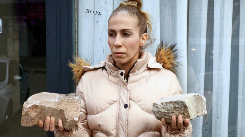 Kız Kardeşlerin İşyerine Taşlı Saldırı