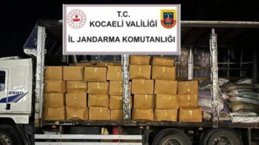 Kocaeli'de 6,3 Milyon Liralık Ka&ccedil;ak Makaron ve T&uuml;t&uuml;n Ele Ge&ccedil;irildi