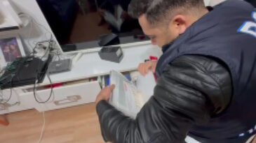 Kredi Puanı Dolandırıcılığı: 12 Ş&uuml;pheli Tutuklandı
