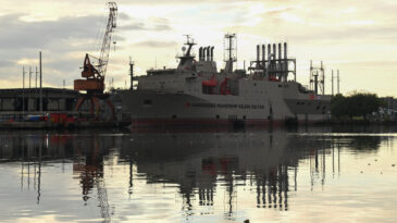 K&uuml;ba'ya Petrol Ablukası: 15-20 G&uuml;n S&uuml;rebilir!