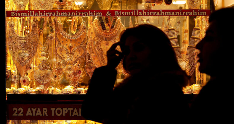 K&uuml;resel Altın Talebi Zirveye Ulaştı: &Ouml;nemli T&uuml;rkiye Detayı