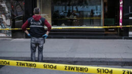 Kuyumcuda Silahlı Soygun: Milyonlarca Liralık Altın &Ccedil;alındı