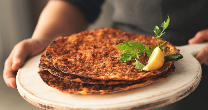 Lahmacunla karın doyurmak hayal