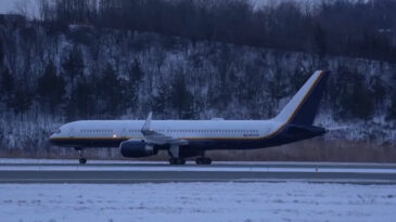 Maduro ve Eşinin U&ccedil;ağı New York'a Vardığı Bildirildi