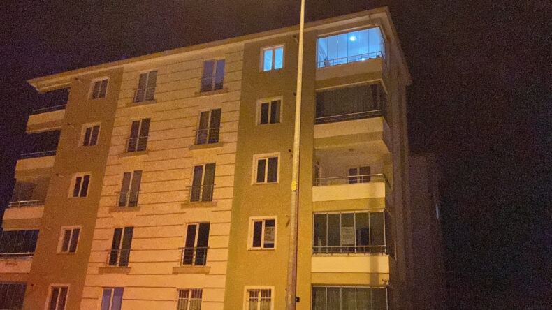 Maganda Kurşunu 5. Kat Daireyi Hedef Aldı