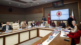 Meclis'te Su&ccedil;a S&uuml;r&uuml;klenen &Ccedil;ocuklara İlişkin Araştırma Komisyonu Toplandı