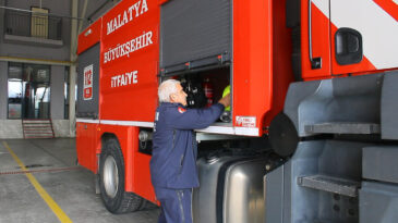 Mesleğini Bırakıp 40 Yaşında İtfaiyeci Oldu