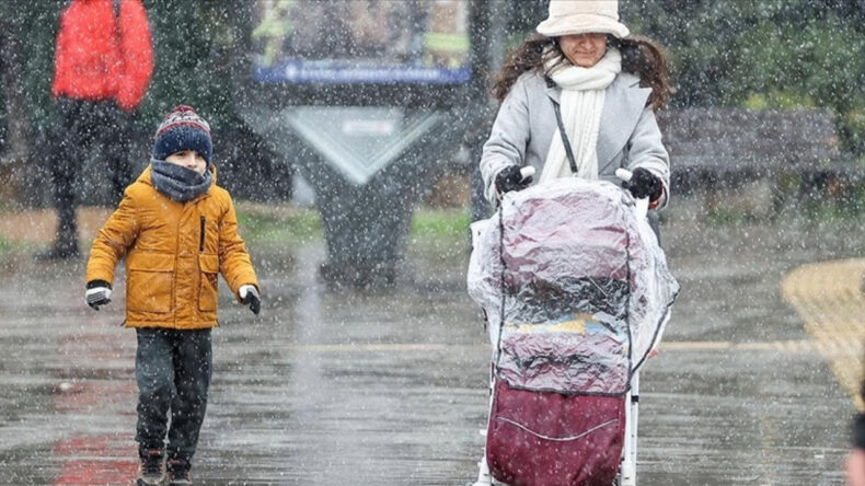 Meteoroloji'den &Uuml;lke Genelinde Kuvvetli Yağış ve Kar Uyarısı
