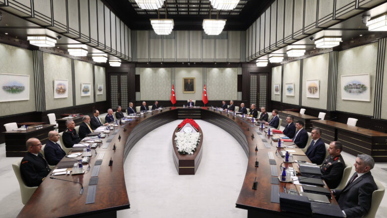 MGK Bildirisinde Suriye ve İran Mesajı