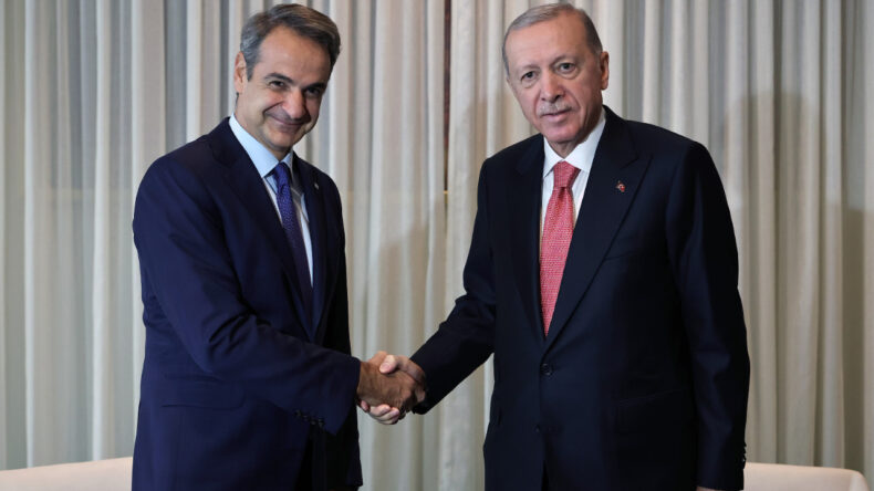 Mi&ccedil;otakis'ten Erdoğan'la G&ouml;r&uuml;şme Sinyali