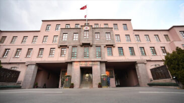 MSB: R&uuml;tbesi Ne Olursa Olsun Gereği Yapıldı