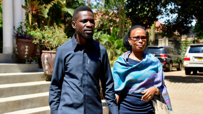 Muhalefet Lideri Helikopterle Ka&ccedil;ırılmaya &Ccedil;alışıldı