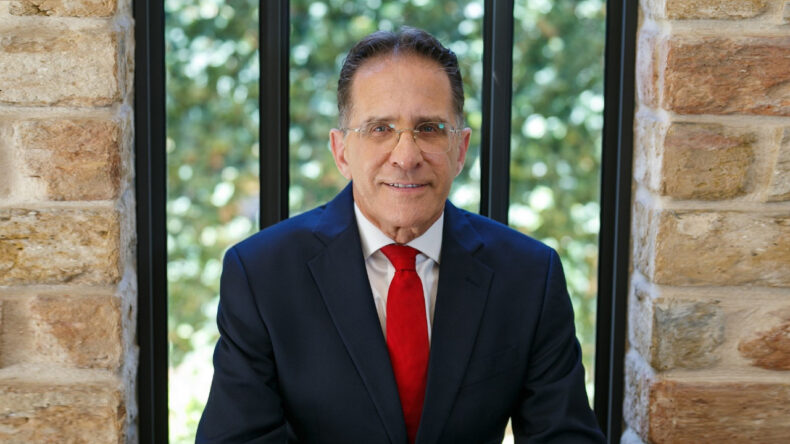 Netanyahu'ya Yakın İsim G&ouml;zaltına Alındı