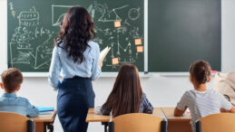 &Ouml;ğretmenlerin İsteğe Bağlı Yer Değiştirme Takvimi A&ccedil;ıklandı