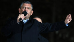 &Ouml;zg&uuml;r &Ouml;zel: Kutuplaşma bitsin, AKP ve MHP'li başkanları her yere &ccedil;ağıracağız