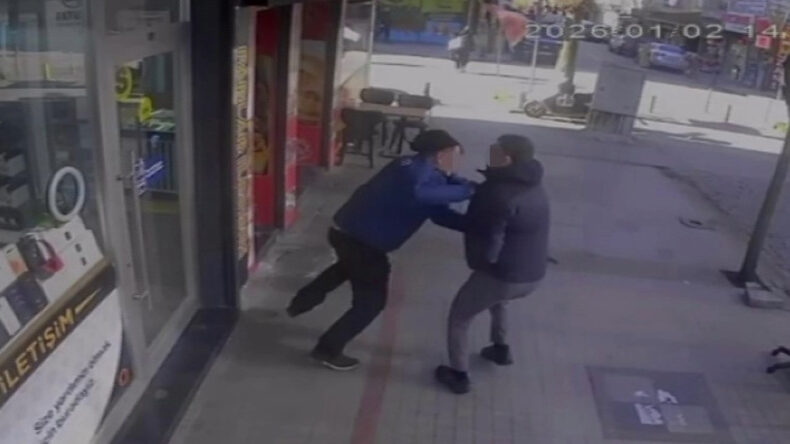 Oyuncak Silah ile Kuyumcuya Soygun Girişimi: Esnaftan Dayak Yedi