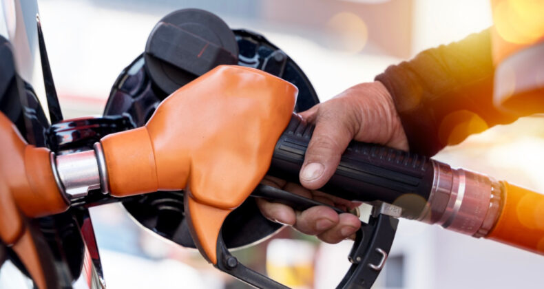 Petrol Fiyatları Bu Yıl Nasıl Seyredecek?