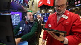 Piyasalara Teknoloji Hisseleriyle G&uuml;&ccedil;l&uuml; Başlangı&ccedil;