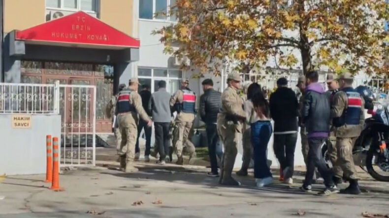 Portakal Hırsızları Su&ccedil;&uuml;st&uuml; Yakalandı