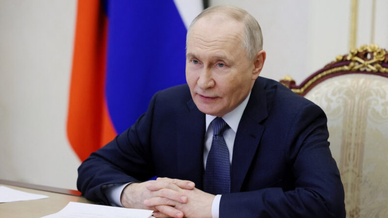 Putin, Kurmaylarıyla G&uuml;venlik Konularını G&ouml;r&uuml;şt&uuml;