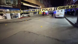 Restorana Silahlı Saldırı: 20 El Ateş Edildi