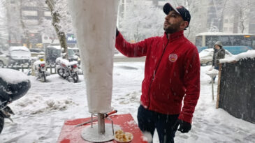 Sadece kar yağdığında yiyebiliyorlar