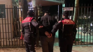 Sahte Kimlik G&ouml;sterince Yakalandı: 128 Su&ccedil;tan Aranıyormuş