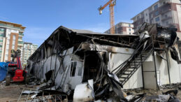 Şantiyede Panik: Konteyner Yatakhanede Yangın &Ccedil;ıktı