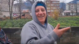 Sinirleri Bozulan Kadın G&uuml;lmeye Başladı: &ldquo;Fiyatlar Bize Uymuyor&rdquo;