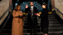 Sosyalist Belediye Başkanının Eşinin L&uuml;ks &Ccedil;izmeleri Tepki Topladı