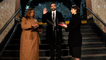 Sosyalist Belediye Başkanının Eşinin L&uuml;ks &Ccedil;izmeleri Tepki Topladı