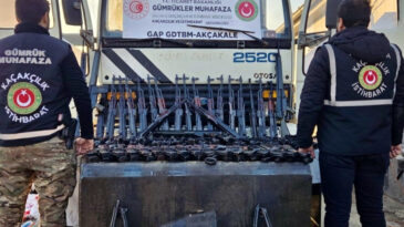 Suriye'den Gelen Kamyonda Silah Bulundu