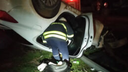 Takla atan otomobildeki 1 yaşındaki bebek yaşamını yitirdi