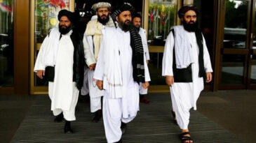 Taliban'da &Ccedil;atlak: İslami Y&ouml;netim Modeli Y&ouml;netimi İkiye B&ouml;ld&uuml;