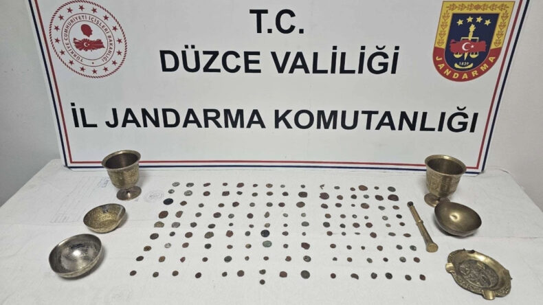 Tarihi Eserleri 120 Bin Dolar Değerinde Satmaya Çalışırken Yakalandı
