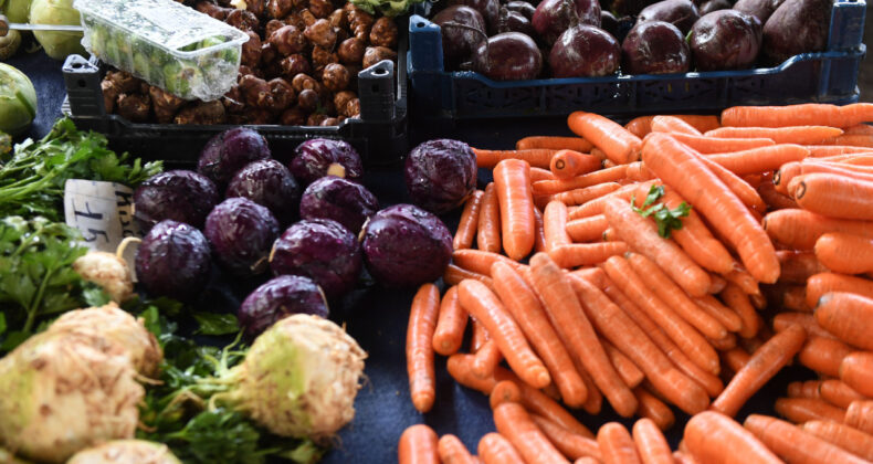 Tarlada 10 lira, markette 40 lira