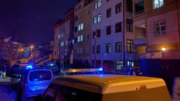 Tartışmanın Sonucu: Banyo İ&ccedil;inde Bı&ccedil;aklama Olayı