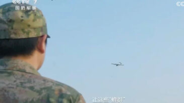 Tek asker, 200 dron! İşte &Ccedil;in'in yeni nesil savaş taktiği