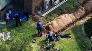 Tesisat &Ccedil;alışması Sırasında İnsan Kemikleri Bulundu